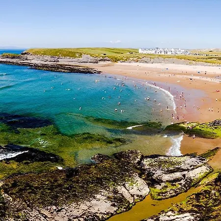 In The Heart Of - Beautiful, Spacious And Modern Two Bedroom Bundoran